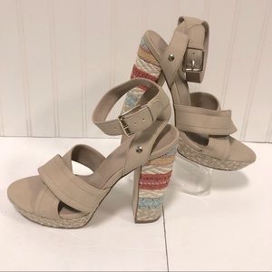 EUC‼️Mix No. 6 Christiana Woven Platform Heel Sandal -Size 7.5
